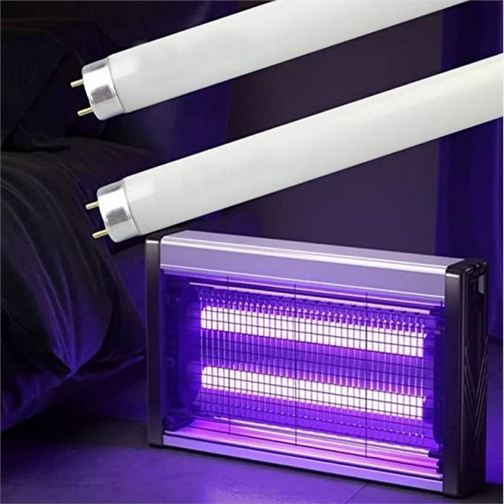 Lampadine nere fluorescenti da 18 pollici