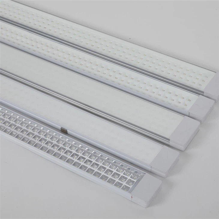 Luce a stecca a led commerciale industriale
