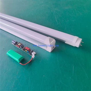 Tubo LED di emergenza ricaricabile