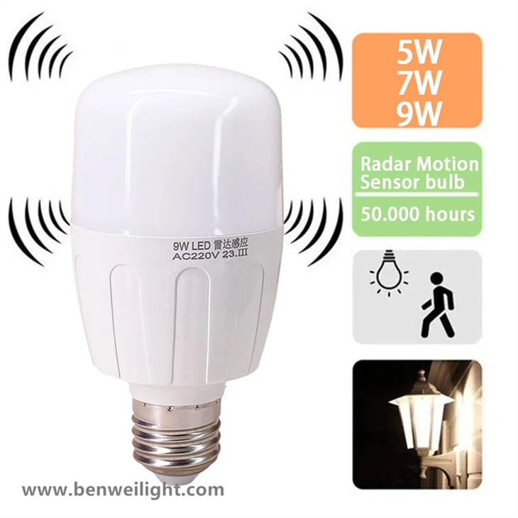 Lampadina con sensore di movimento radar, portata di rilevamento regolabile, 12 W (equivalente a 100 W)