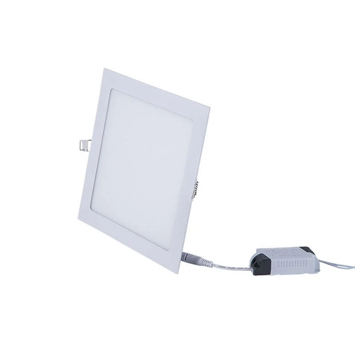 Downlight quadrato sottile a LED