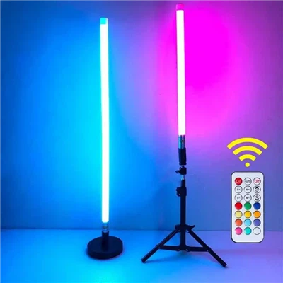 Lampada da terra angolare Smart RGB da 2 pezzi da 61 pollici (circa 154,9 cm)