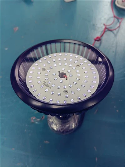 Lampada portatile UV 365nm per il controllo della colla nei calzaturifici