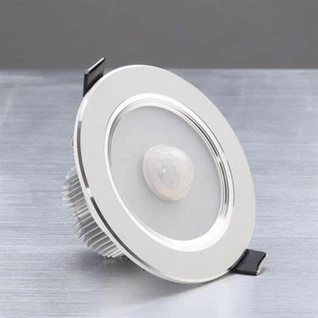 Downlight da soffitto a LED con sensore di movimento PIR